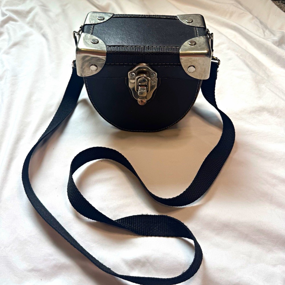 US TWO Black Leather Hard Camera Case/Alternative purse, With Strap USA